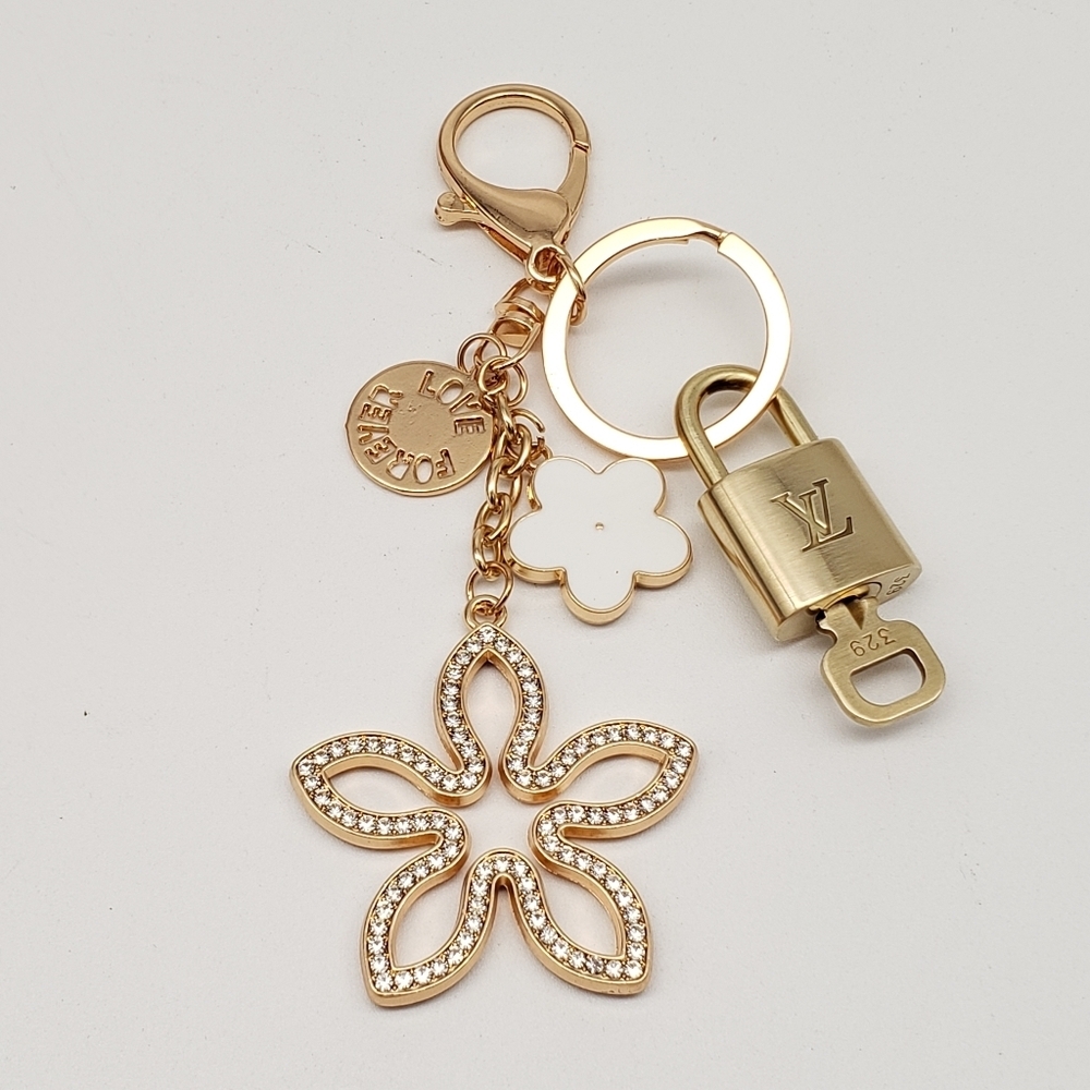 Authentic Louis Vuitton Gold Padlock W/ Unbranded Clover Flower Bag Charm 100525